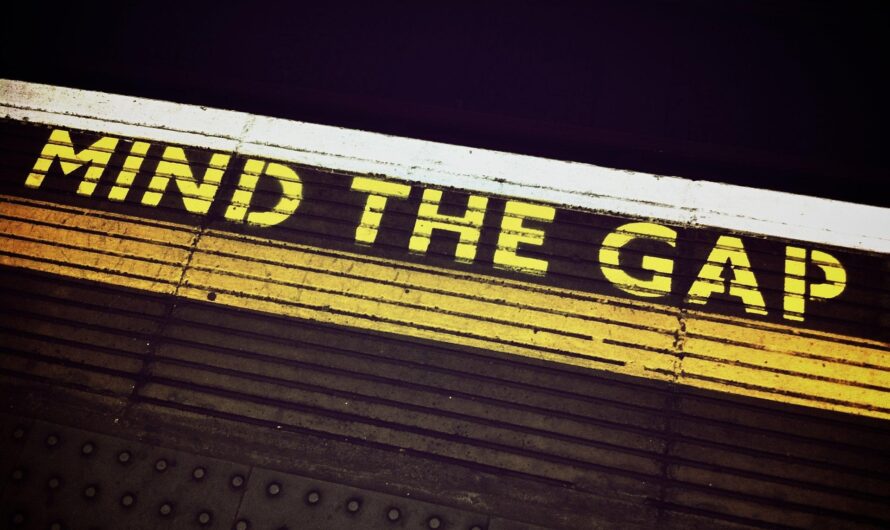 Voller Tücke: Die Lücke in die Brücke …